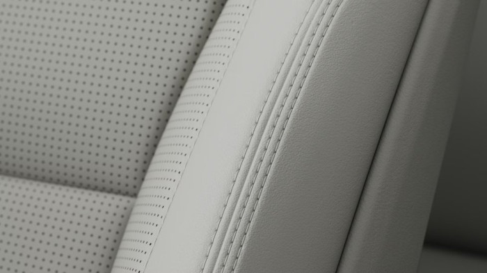 Volvo XC90 PLUS BRIGHT, B5 AWD, 184+10 kW / 250+14 HP na operativní leasing