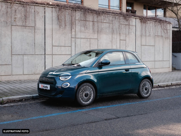Fiat 500 La Prima 1.0 BSG Hybrid 48 kW Benzín Manuální převodovka na operativní leasing