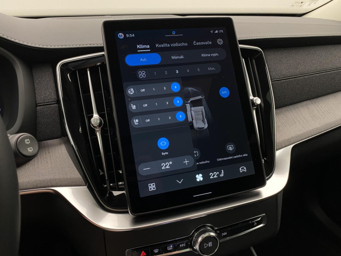 Volvo XC90 B5 AWD AUT DARK PLUS 7míst na operativní leasing