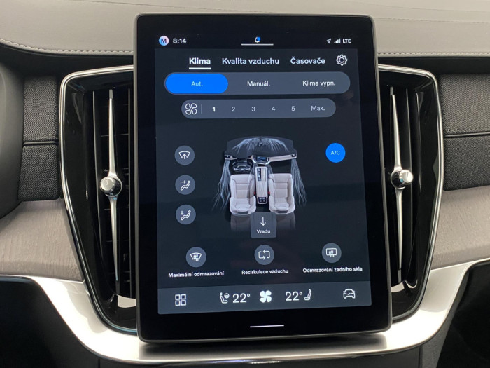 Volvo XC90 T8 AWD Plug-in DARK ULTRA na operativní leasing