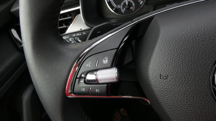 Škoda Kamiq 1.0 TSI Style DSG na operativní leasing