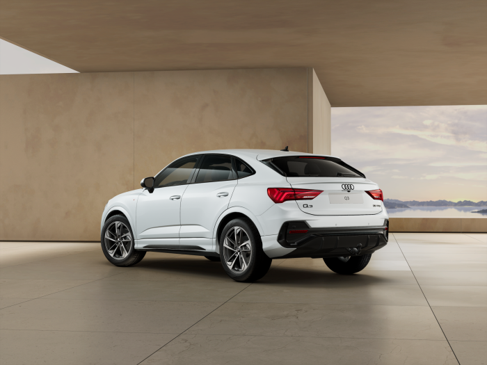 Audi Q3 Sportback S line 40 TDI 142 kW quattro na operativní leasing