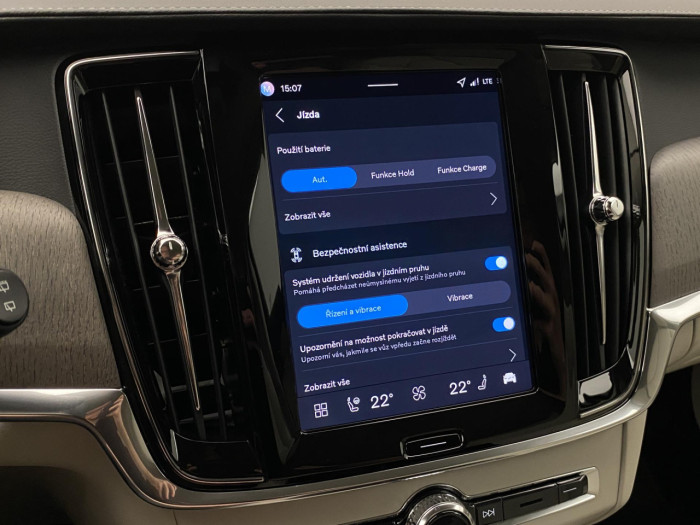 Volvo V90 T6 AWD Plug-in BRIGHT PLUS na operativní leasing