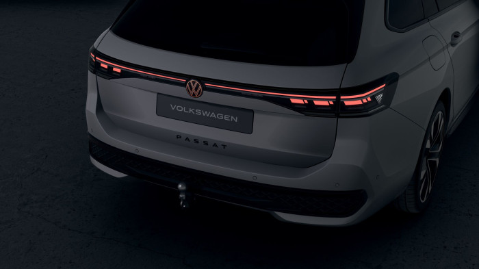 Volkswagen Passat R-Line People 2,0 TDI 110 kW na operativní leasing