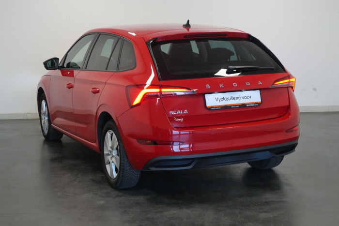 Škoda Scala 1.0 TSI 81 kW Ambition na operativní leasing