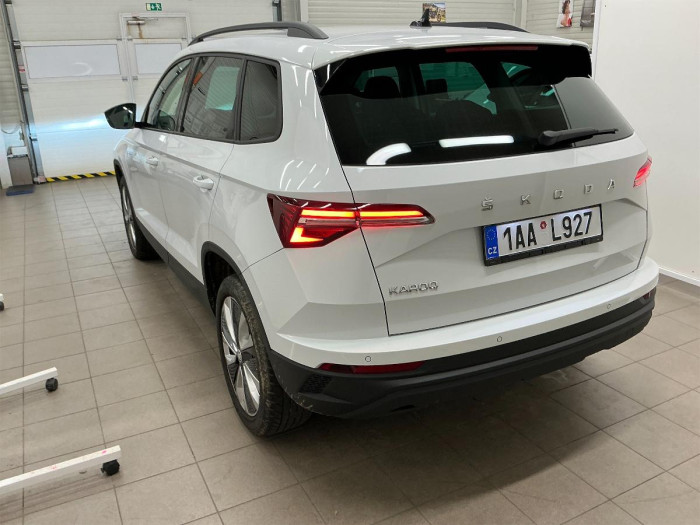 Škoda Karoq 1,5 TSI DSG Style na operativní leasing