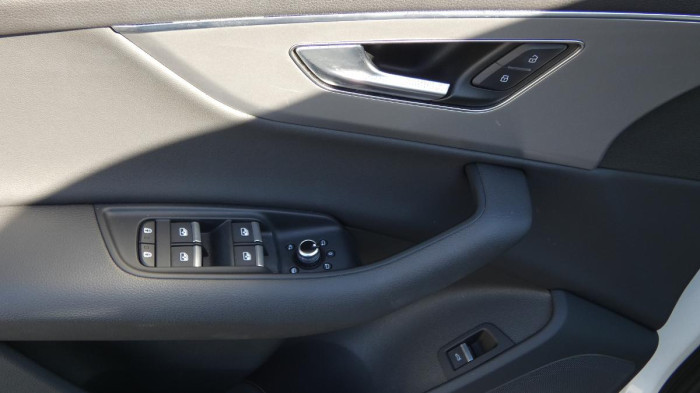 Audi Q7 45 TDI quattro tiptronic na operativní leasing