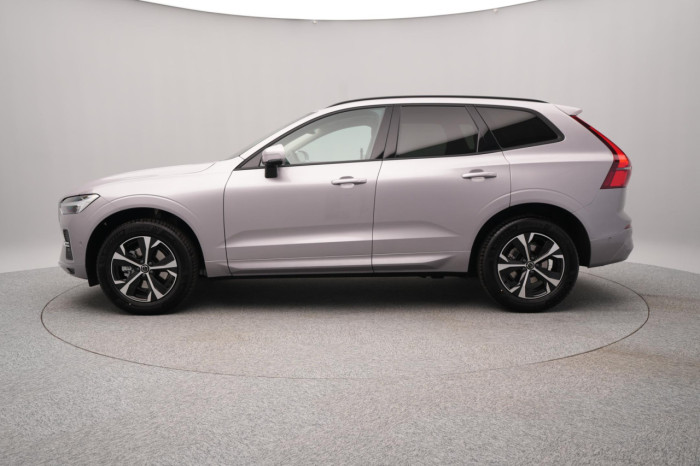 Volvo XC60 B5 AWD AUT CORE na operativní leasing