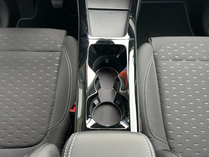 GEN-E 43kWh dojezd 123kW/168 k na operativní leasing