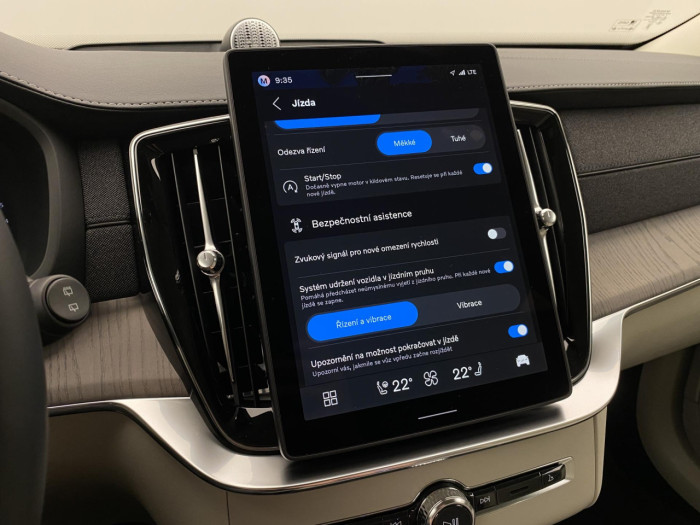 Volvo XC90 B5 AWD AUT BRIGHT PLUS 7míst na operativní leasing