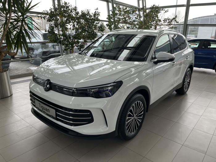 Volkswagen Tiguan Elegance 1,5 eTSI 110 kW mHEV na operativní leasing