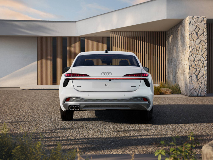 Audi A6 Limuzína 2.0 TDI quattro 150 kW STR na operativní leasing