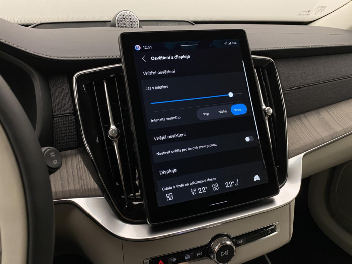 Volvo XC90 B5 AWD AUT BRIGHT PLUS 7míst na operativní leasing