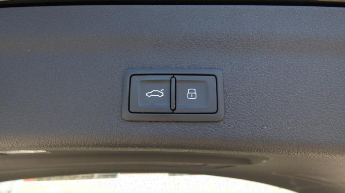 Audi A6 Avant 40 TDI Quattro S tronic na operativní leasing