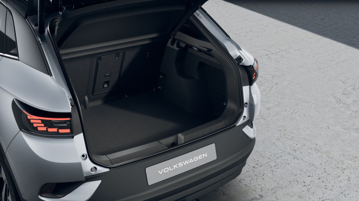 Volkswagen ID.4 Pro People 210 kW, kap. 77 kWh na operativní leasing