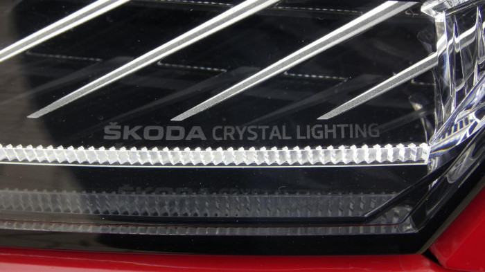 Škoda Karoq 1,5 TSI DSG Sportline na operativní leasing