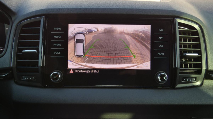 Škoda Karoq 1,5 TSI Sportline na operativní leasing