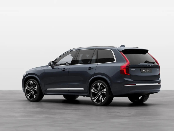 Volvo XC90 Plus Bright 2.0 B5 173 kW Nafta 4x4 Automatická převodovka na operativní leasing