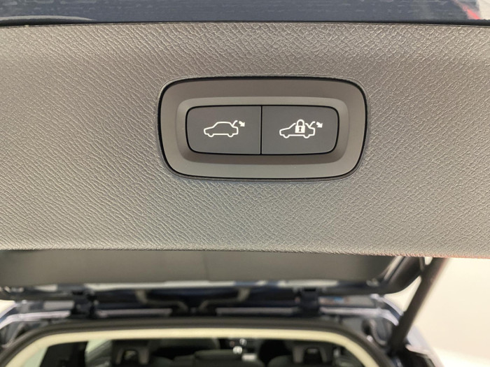 Volvo XC90 B5 AWD AUT BRIGHT ULTRA 7míst na operativní leasing