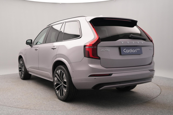 Volvo XC90 T8 AWD Plug-in DARK PLUS 7m na operativní leasing