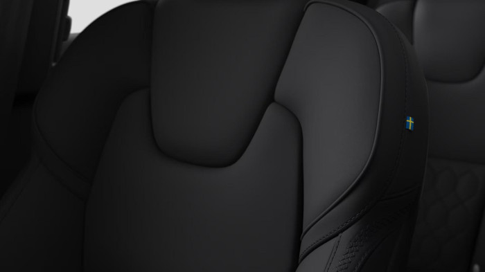 Volvo XC90 T8 AWD AUT Plug-in CORE 7míst na operativní leasing