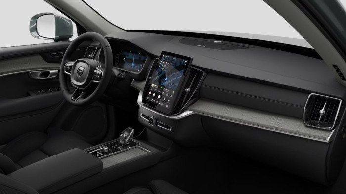 Volvo XC90 PLUS BRIGHT, B5 AWD, 184+10 kW / 250+14 HP na operativní leasing