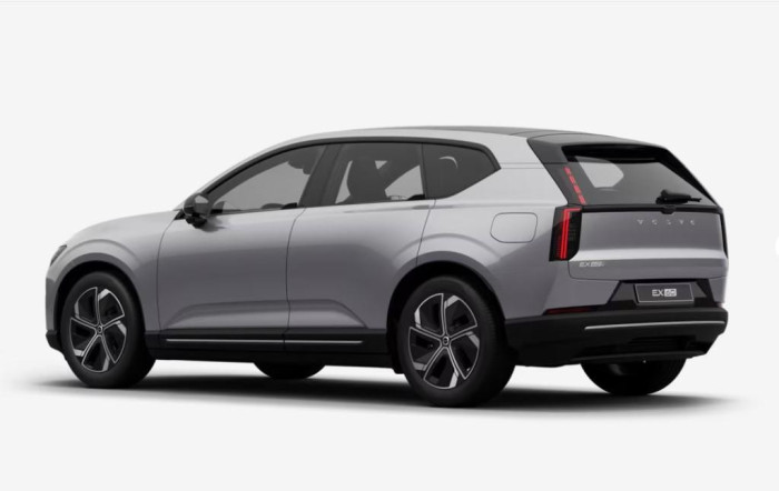 Volvo EX60 PURE ELECTRIC PLUS na operativní leasing