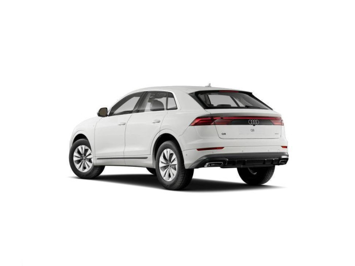 Q8 SUV 55 TFSI e quattro 280 kW quattro na operativní leasing