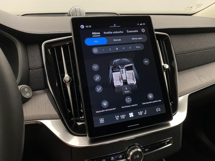 Volvo XC90 T8 AWD Plug-in BRIGHT ULTRA na operativní leasing