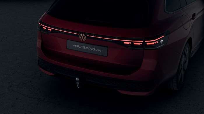 Volkswagen Passat R-Line People 2,0 TDI 142 kW 4MOT na operativní leasing