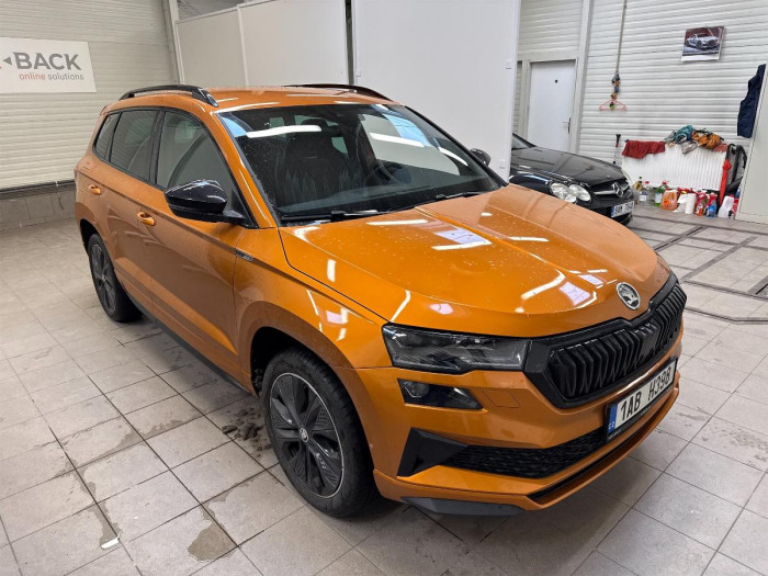 Škoda Karoq 1,5 TSI Sportline na operativní leasing