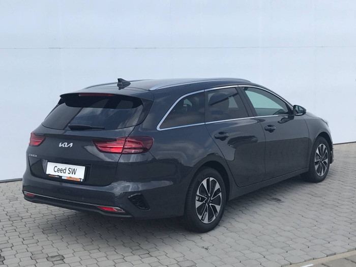 KIA Ceed SW CD TOP 7DCT 1,5 T-GDi / 103kW na operativní leasing