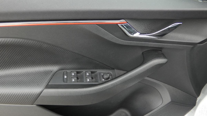 Škoda Scala 1,5TSI DSG Monte Carlo na operativní leasing