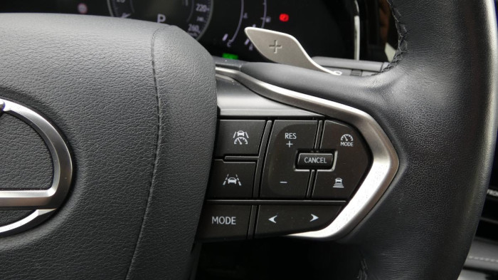 Lexus NX 350h 2.5 E-CVT Comfort Top na operativní leasing