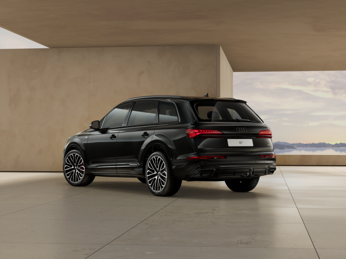 Audi Q7 SUV S line TDI 210kW quattro na operativní leasing