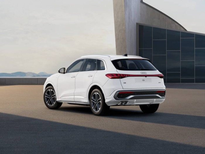 Audi Q5 Quattro ST7 2,0TDI / 150kW na operativní leasing