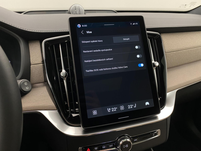Volvo XC90 T8 AWD Plug-in BRIGHT ULTRA na operativní leasing
