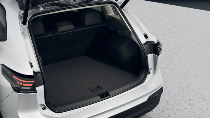 Volkswagen Tiguan People 1,5 TSI 150 kW eHybrid na operativní leasing