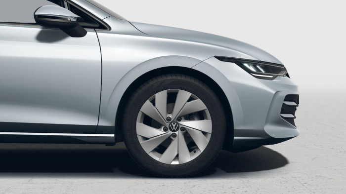 Volkswagen Golf People 1,5 TSI eHybrid 150 kW 6DSG na operativní leasing