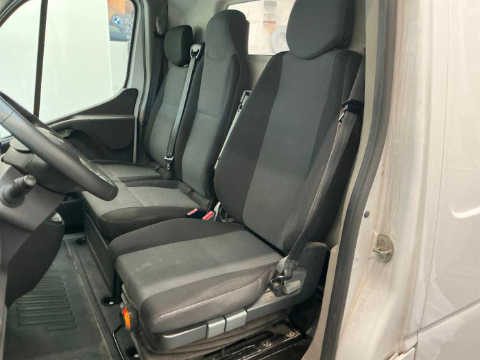 Renault Master 2.3 dCi 180k En L2H2P3 COOL na operativní leasing