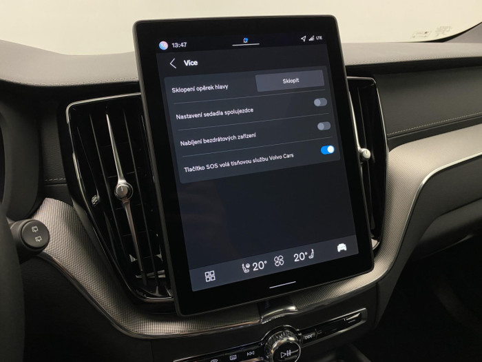 Volvo XC60 B5 AWD AUT ULTRA BLACK EDITION 2.0 Edition na operativní leasing