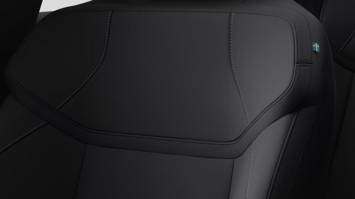 Volvo EX60 PURE ELECTRIC PLUS na operativní leasing