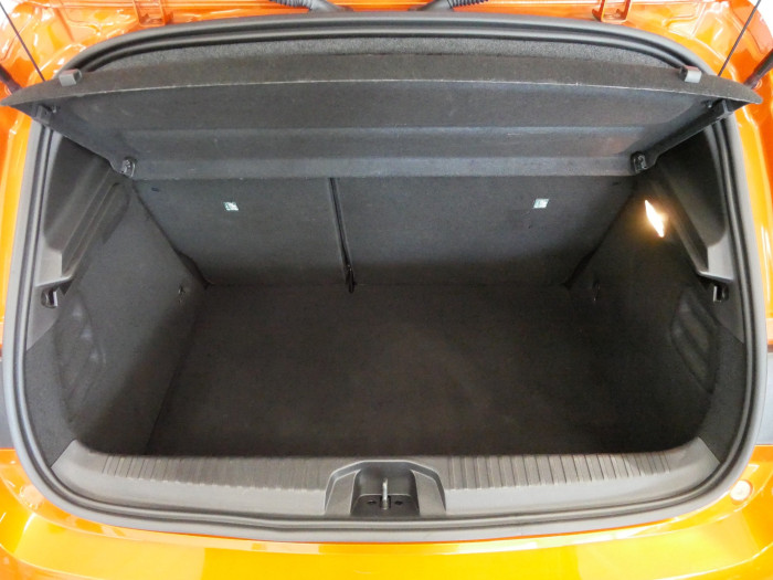 Renault Clio 1.6 E-Tech 69 kW na operativní leasing