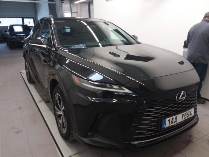 Lexus RX 350h 2.5 HEV 4x4 E-Four e-CVT Comfo na operativní leasing