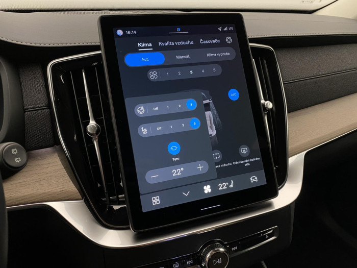 Volvo XC90 B5 AWD AUT DARK PLUS 7míst na operativní leasing