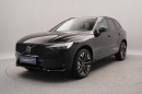 Volvo XC60 B5 AWD AUT DARK PLUS na operativní leasing