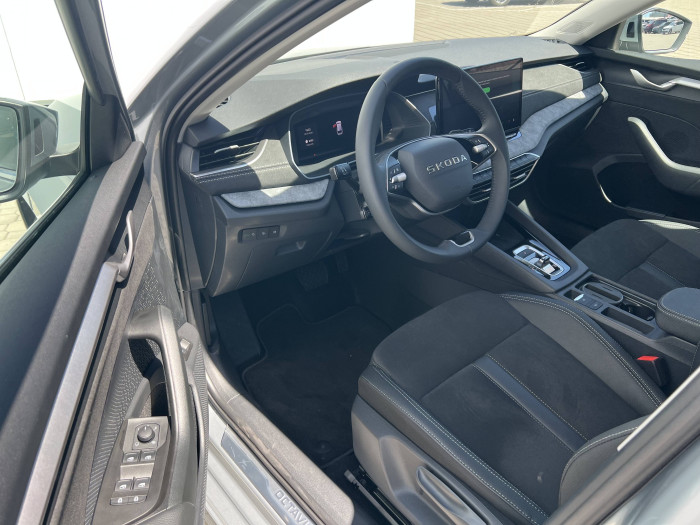 Škoda Octavia Combi 130 let Premium 7DSG 1,5TSI / 110kW na operativní leasing