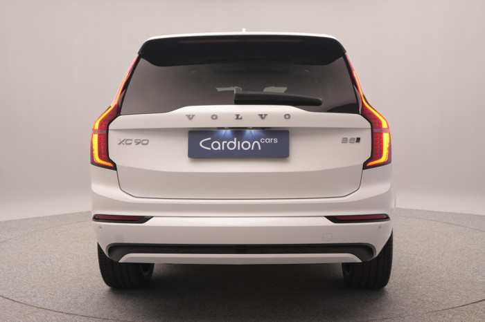 Volvo XC90 B5 AWD AUT DARK ULTRA 7-míst na operativní leasing