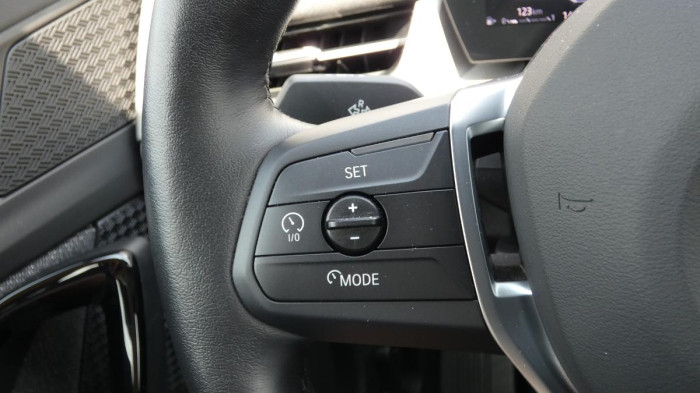 BMW X1 sDrive 18i na operativní leasing