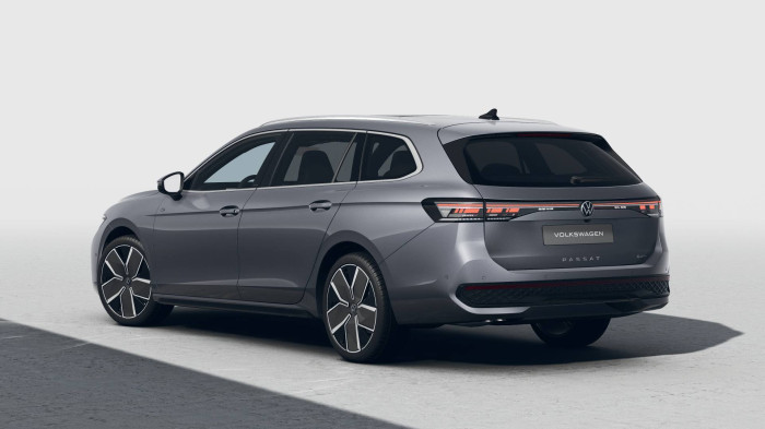 Volkswagen Passat R-Line People 2,0 TDI 142kW 4MOT 7DSG na operativní leasing